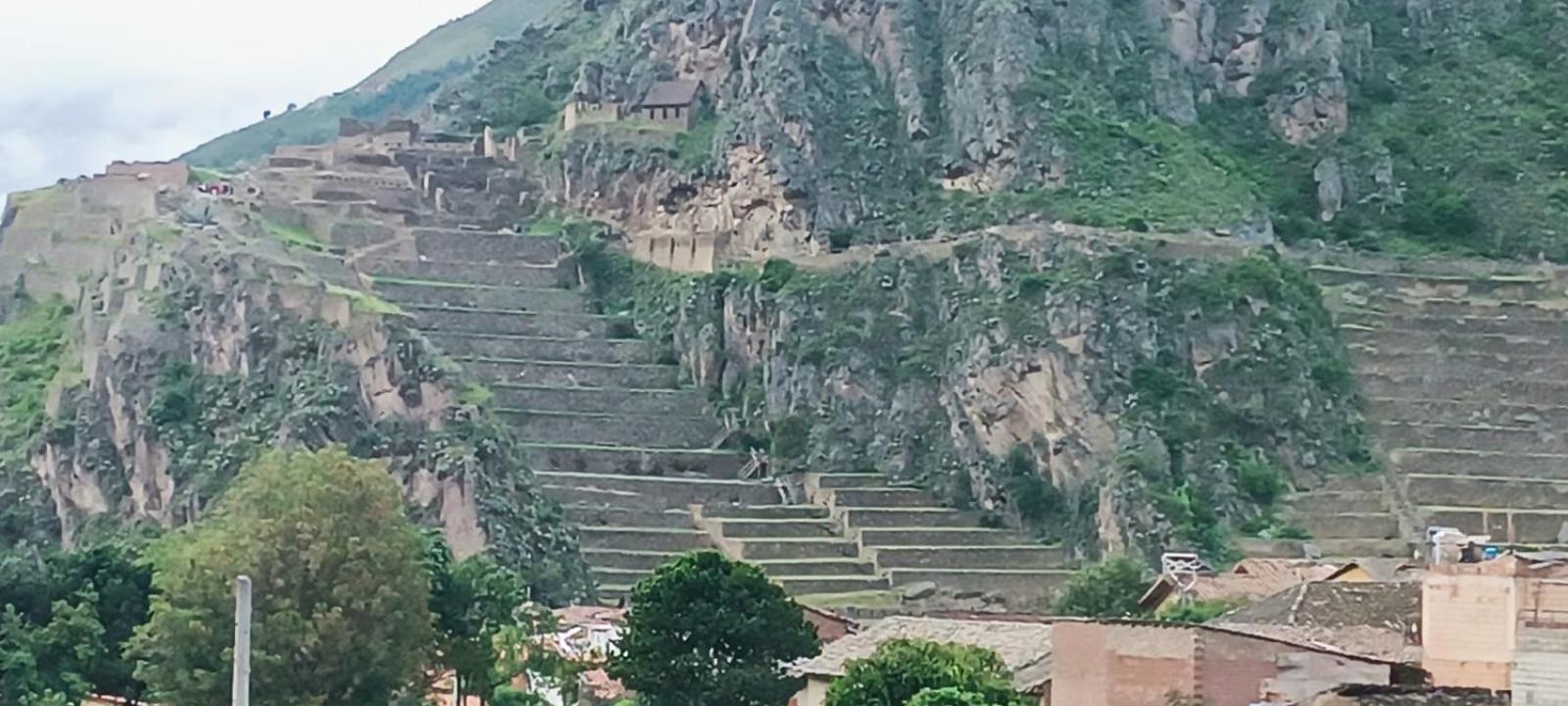 Kantu Inn - Ollantaytambo Exteriör bild