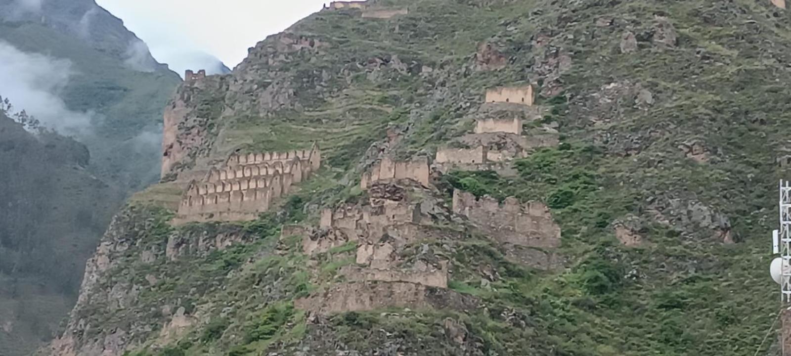 Kantu Inn - Ollantaytambo Exteriör bild